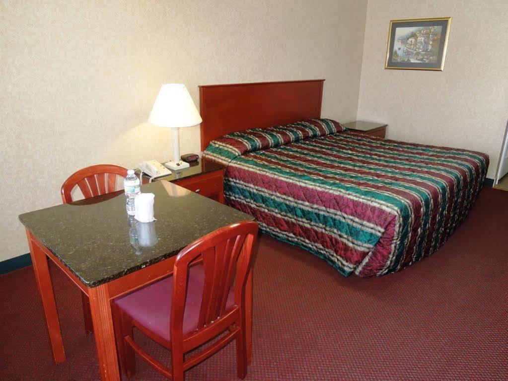 Atrium Inn & Suites Galloway Exterior photo